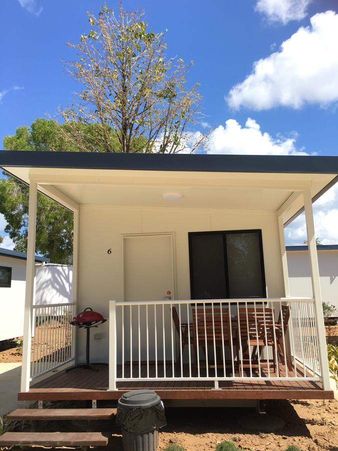 Отель Crystal Creek Caravan Park Mutarnee Экстерьер фото